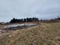 NIERUCHOMOŚĆ GRUNTOWA zabudowana budynkiem niemieszkalnym - stodołą