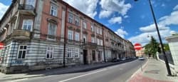 1/2 niewydzielonej części - mieszkanie 57,5 m2 ul. Dworskiego 37-700 Przemyśl