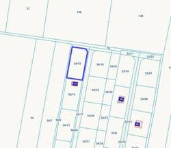 Działka o pow. 1.100,00m2 zabudowana budynkiem o pow. 172,35m2 wraz z udziałem w drodze dojazdowej.