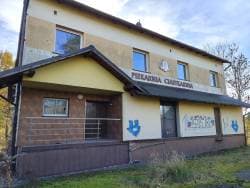 Grunt zabudowany budynkiem niemieszkalnym położony w Pruchnej o powierzchni 256 m2, powierzchnia działek 13,77 arów
