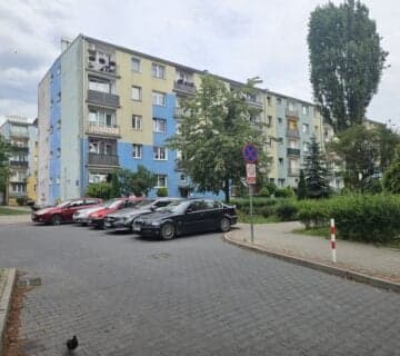 Udział w prawie do lokalu – Tomaszów Maz., ul. Armii Krajowej — miniatura 2