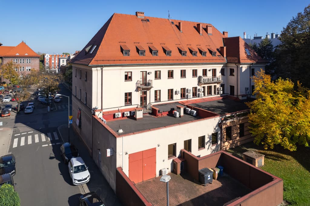 Zabrze, pl. Warszawski 9 — miniatura 2