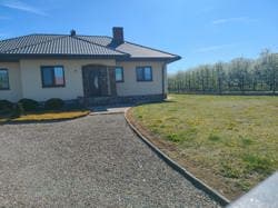 nieruchomość zabudowana, oznaczona nr działki 119/3 o pow. 0,4295