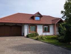 dom wolnostojący o pow. 220,23 m2 z dwustanowiskowym garażem, położony w Gorzowie Wielkopolskim, ul. Żwirowa