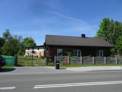 nieruchomość gruntowa zabudowana budynkiem mieszkalnym i gospodarczym (działka ozn. nr 2016/2)