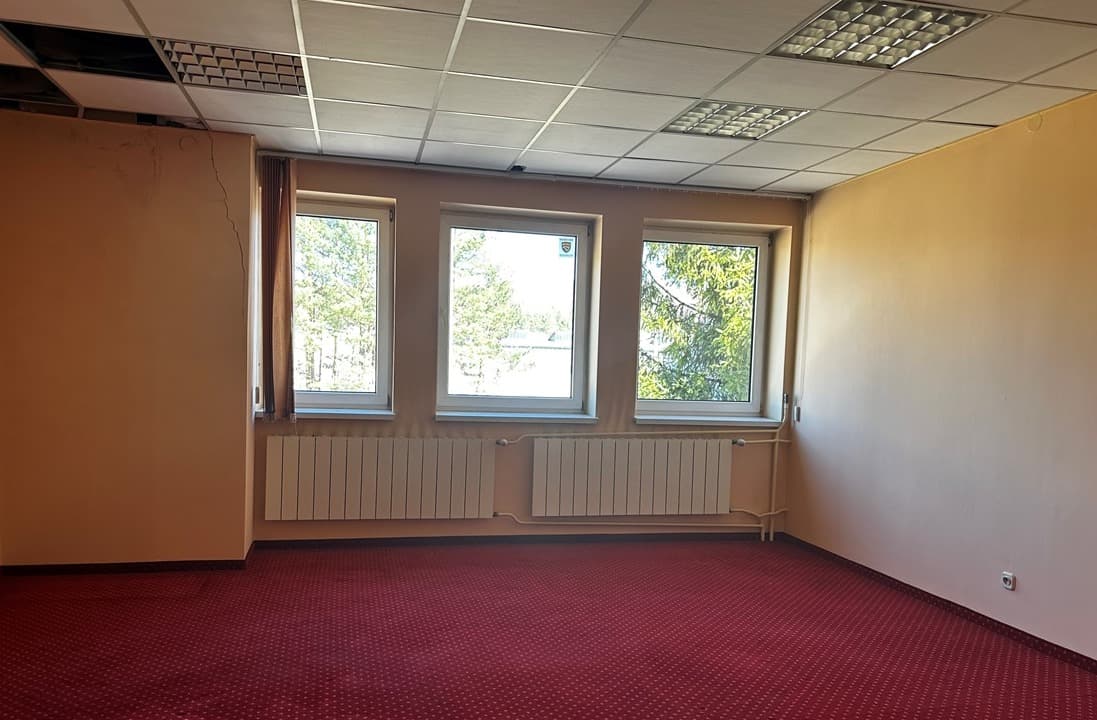 Jaroszowiec ul. Kolejowa 2c — miniatura 2